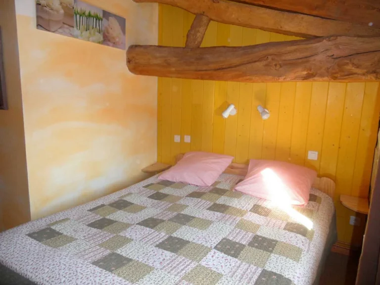 Jardin et océan aux Mathes - chambre